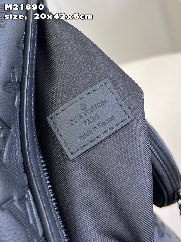 LOUIS VUITTON Duo Slingbag [M21890] CELINE CHANEL ACCESSORIES LOEWE SHOES LOUIS VUITTON DIRO YSL OTHER BRAND HANDBAGS BALENCIAGA BOTTEGA VENETA GOYARD HERMES BURBERRY VALENTINO GUCCI FENDI MIUMIU CHLOE PRADA BVLGARI SUITCASE NEW ARRIVAL 