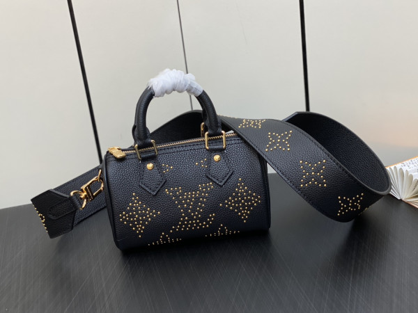 LOUIS VUITTON NANO SPEEDY [M46745] CELINE CHANEL ACCESSORIES LOEWE SHOES LOUIS VUITTON DIRO YSL OTHER BRAND HANDBAGS BALENCIAGA BOTTEGA VENETA GOYARD HERMES BURBERRY VALENTINO GUCCI FENDI MIUMIU CHLOE PRADA BVLGARI SUITCASE NEW ARRIVAL 