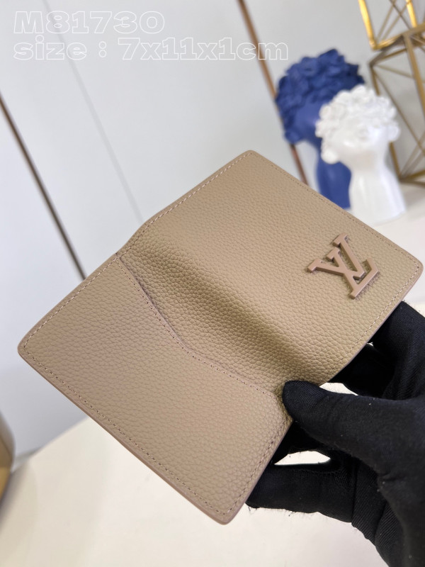 Louis Vuitton Pocket Organizer [M81730] CELINE CHANEL ACCESSORIES LOEWE SHOES LOUIS VUITTON DIRO YSL OTHER BRAND HANDBAGS BALENCIAGA BOTTEGA VENETA GOYARD HERMES BURBERRY VALENTINO GUCCI FENDI MIUMIU CHLOE PRADA BVLGARI SUITCASE NEW ARRIVAL 
