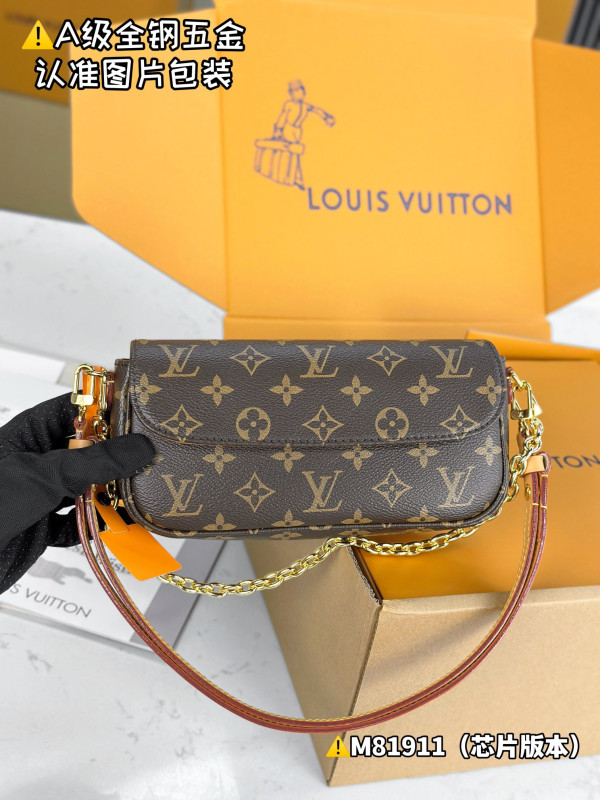 LOUIS VUITTON Wallet on Chain Ivy [M81911] CELINE CHANEL ACCESSORIES LOEWE SHOES LOUIS VUITTON DIRO YSL OTHER BRAND HANDBAGS BALENCIAGA BOTTEGA VENETA GOYARD HERMES BURBERRY VALENTINO GUCCI FENDI MIUMIU CHLOE PRADA BVLGARI SUITCASE NEW ARRIVAL 