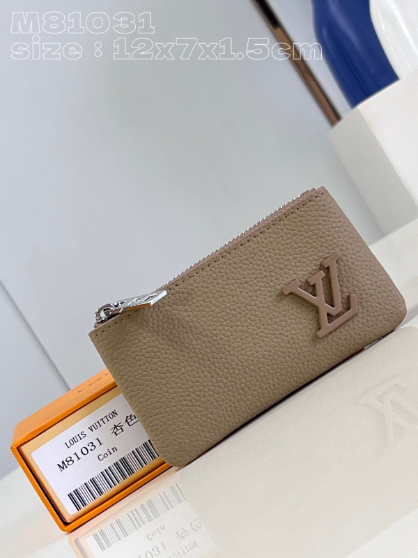 (image for) LOUIS VUITTON KEY POUCH