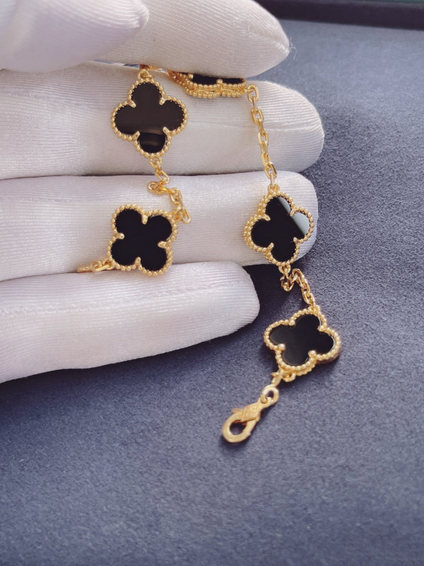 Van Cleef & Arpels Perlée BRACELET [C1MCH-090031] CELINE CHANEL ACCESSORIES LOEWE SHOES LOUIS VUITTON DIRO YSL OTHER BRAND HANDBAGS BALENCIAGA BOTTEGA VENETA GOYARD HERMES BURBERRY VALENTINO GUCCI FENDI MIUMIU CHLOE PRADA BVLGARI SUITCASE NEW ARRIVAL 