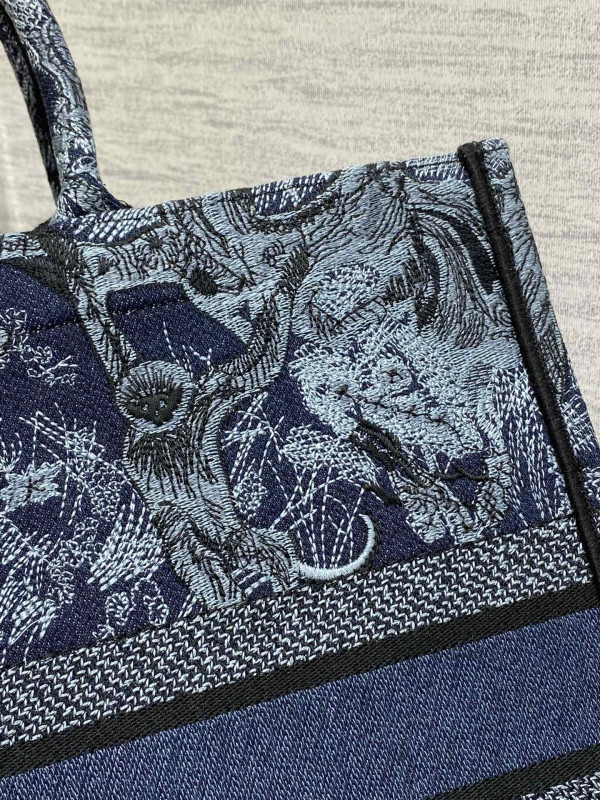 Large Diro Book Tote-42*35*18.5cm [C1MA8-063055] CELINE CHANEL ACCESSORIES LOEWE SHOES LOUIS VUITTON DIRO YSL OTHER BRAND HANDBAGS BALENCIAGA BOTTEGA VENETA GOYARD HERMES BURBERRY VALENTINO GUCCI FENDI MIUMIU CHLOE PRADA BVLGARI SUITCASE NEW ARRIVAL 