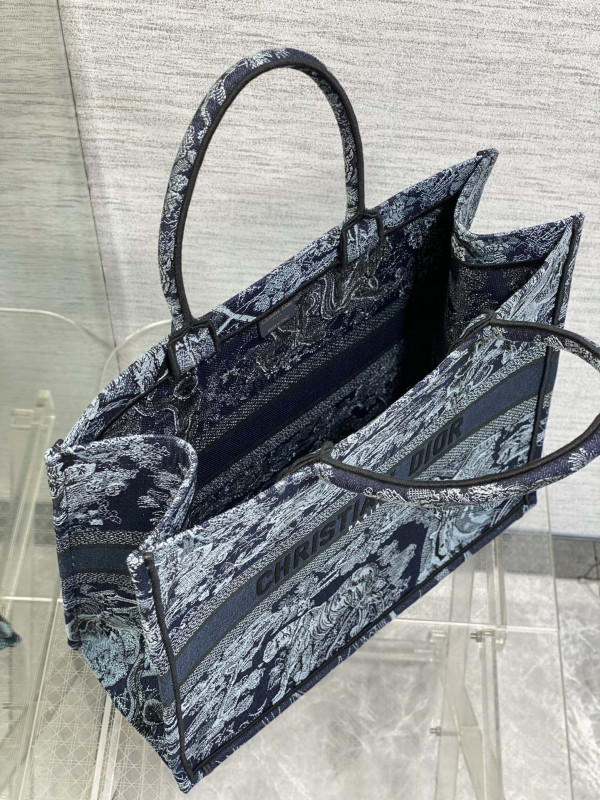 Large Diro Book Tote-42*35*18.5cm [C1MA8-063055] CELINE CHANEL ACCESSORIES LOEWE SHOES LOUIS VUITTON DIRO YSL OTHER BRAND HANDBAGS BALENCIAGA BOTTEGA VENETA GOYARD HERMES BURBERRY VALENTINO GUCCI FENDI MIUMIU CHLOE PRADA BVLGARI SUITCASE NEW ARRIVAL 