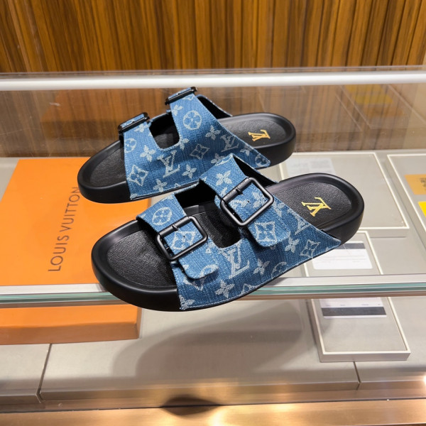 LOUIS VUITTON SLIPPERS [C1MA7-085851] CELINE CHANEL ACCESSORIES LOEWE SHOES LOUIS VUITTON DIRO YSL OTHER BRAND HANDBAGS BALENCIAGA BOTTEGA VENETA GOYARD HERMES BURBERRY VALENTINO GUCCI FENDI MIUMIU CHLOE PRADA BVLGARI SUITCASE NEW ARRIVAL 