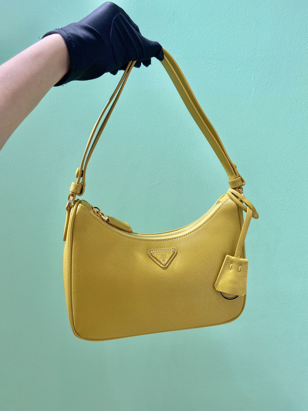 Prada Re-Edition Saffiano leather mini bag [C1MA7-084446] CELINE CHANEL ACCESSORIES LOEWE SHOES LOUIS VUITTON DIRO YSL OTHER BRAND HANDBAGS BALENCIAGA BOTTEGA VENETA GOYARD HERMES BURBERRY VALENTINO GUCCI FENDI MIUMIU CHLOE PRADA BVLGARI SUITCASE NEW ARRIVAL 
