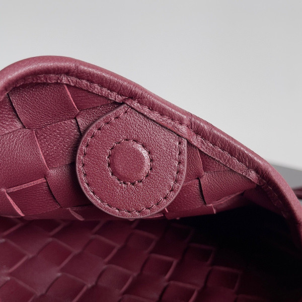 BOTTEGA VENETA MINI Sardine Top Handle Bag [C1MA7-025113] CELINE CHANEL ACCESSORIES LOEWE SHOES LOUIS VUITTON DIRO YSL OTHER BRAND HANDBAGS BALENCIAGA BOTTEGA VENETA GOYARD HERMES BURBERRY VALENTINO GUCCI FENDI MIUMIU CHLOE PRADA BVLGARI SUITCASE NEW ARRIVAL 