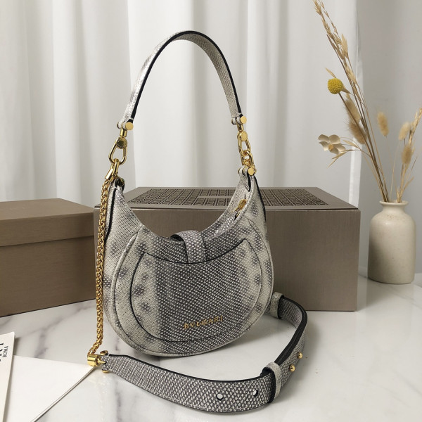 BVLGARI SMALL SERPENTI ELLIPSE SHOULDER BAG [C1MA6-082422] CELINE CHANEL ACCESSORIES LOEWE SHOES LOUIS VUITTON DIRO YSL OTHER BRAND HANDBAGS BALENCIAGA BOTTEGA VENETA GOYARD HERMES BURBERRY VALENTINO GUCCI FENDI MIUMIU CHLOE PRADA BVLGARI SUITCASE NEW ARRIVAL 