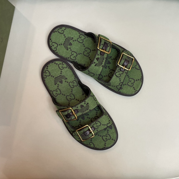 GUCCI slipper [C1MA7-090859] CELINE CHANEL ACCESSORIES LOEWE SHOES LOUIS VUITTON DIRO YSL OTHER BRAND HANDBAGS BALENCIAGA BOTTEGA VENETA GOYARD HERMES BURBERRY VALENTINO GUCCI FENDI MIUMIU CHLOE PRADA BVLGARI SUITCASE NEW ARRIVAL 
