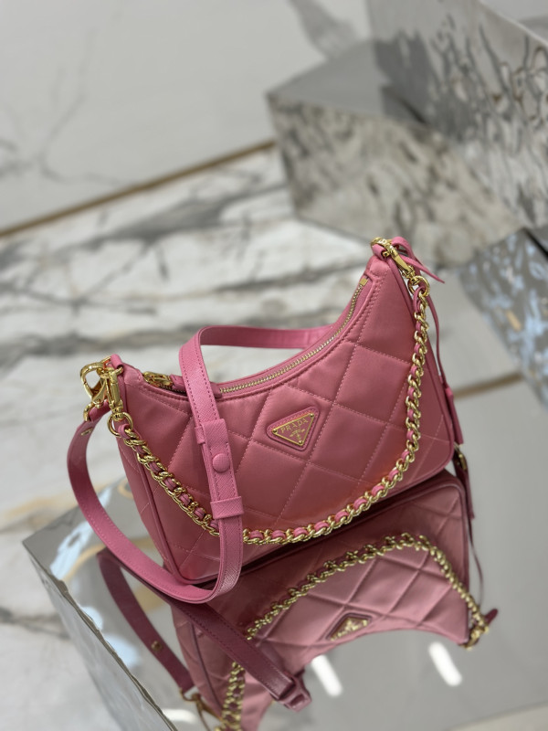 (image for) Prada Re-Edition 1995 Cha?ne Re-Nylon mini-bag