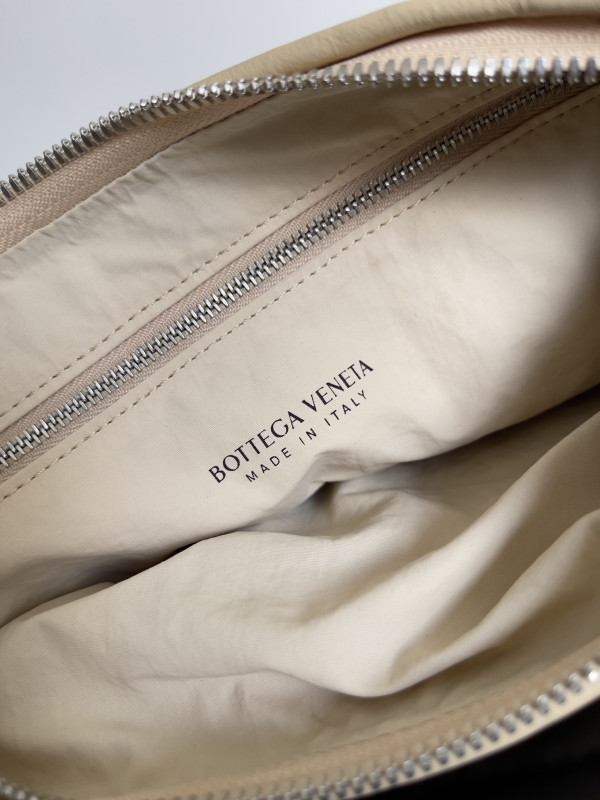 BOTTEGA VENETA Buddy [C1MA6-074044] CELINE CHANEL ACCESSORIES LOEWE SHOES LOUIS VUITTON DIRO YSL OTHER BRAND HANDBAGS BALENCIAGA BOTTEGA VENETA GOYARD HERMES BURBERRY VALENTINO GUCCI FENDI MIUMIU CHLOE PRADA BVLGARI SUITCASE NEW ARRIVAL 