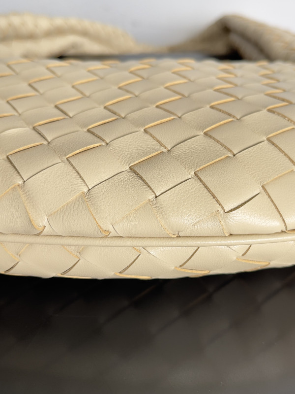 BOTTEGA VENETA Buddy [C1MA6-074044] CELINE CHANEL ACCESSORIES LOEWE SHOES LOUIS VUITTON DIRO YSL OTHER BRAND HANDBAGS BALENCIAGA BOTTEGA VENETA GOYARD HERMES BURBERRY VALENTINO GUCCI FENDI MIUMIU CHLOE PRADA BVLGARI SUITCASE NEW ARRIVAL 