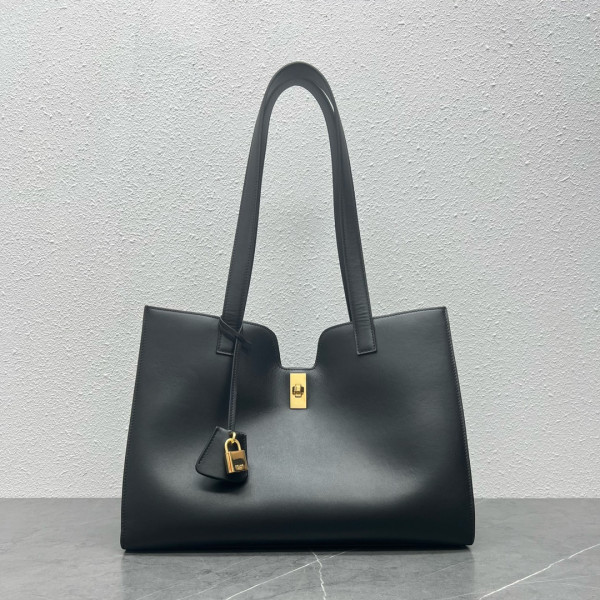 CELIN* CABAS 16 IN SMOOTH CALFSKIN [112583EZU.38NO] CELINE CHANEL ACCESSORIES LOEWE SHOES LOUIS VUITTON DIRO YSL OTHER BRAND HANDBAGS BALENCIAGA BOTTEGA VENETA GOYARD HERMES BURBERRY VALENTINO GUCCI FENDI MIUMIU CHLOE PRADA BVLGARI SUITCASE NEW ARRIVAL 