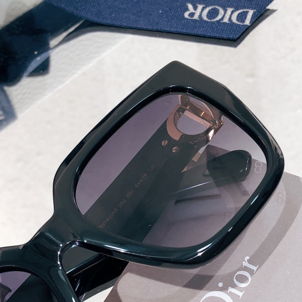 DIRO SUNGLASSES [C1MA2-034931] CELINE CHANEL ACCESSORIES LOEWE SHOES LOUIS VUITTON DIRO YSL OTHER BRAND HANDBAGS BALENCIAGA BOTTEGA VENETA GOYARD HERMES BURBERRY VALENTINO GUCCI FENDI MIUMIU CHLOE PRADA BVLGARI SUITCASE NEW ARRIVAL 
