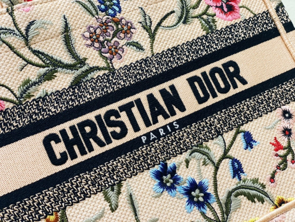 SMALL DIRO BOOK TOTE-26.5*21*14CM [C1MA0-035113] CELINE CHANEL ACCESSORIES LOEWE SHOES LOUIS VUITTON DIRO YSL OTHER BRAND HANDBAGS BALENCIAGA BOTTEGA VENETA GOYARD HERMES BURBERRY VALENTINO GUCCI FENDI MIUMIU CHLOE PRADA BVLGARI SUITCASE NEW ARRIVAL 