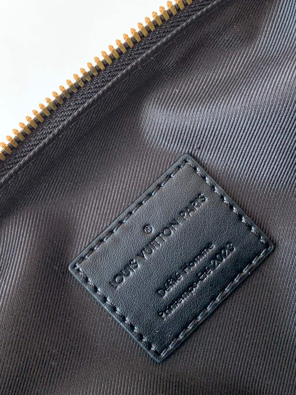 LOUIS VUITTON MINI SOFT TRUNK [M21833-1] CELINE CHANEL ACCESSORIES LOEWE SHOES LOUIS VUITTON DIRO YSL OTHER BRAND HANDBAGS BALENCIAGA BOTTEGA VENETA GOYARD HERMES BURBERRY VALENTINO GUCCI FENDI MIUMIU CHLOE PRADA BVLGARI SUITCASE NEW ARRIVAL 