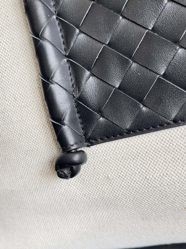 (image for) BOTTEGA VENETA Portello Tote
