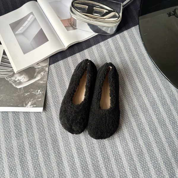 BOTTEGA VENETA Atomic shearling-trimmed ballet flats (image for) BOTTEGA VENETA Atomic shearling-trimmed ballet flats