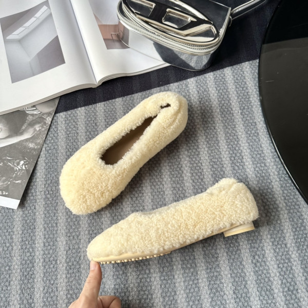BOTTEGA VENETA Atomic shearling-trimmed ballet flats (image for) BOTTEGA VENETA Atomic shearling-trimmed ballet flats