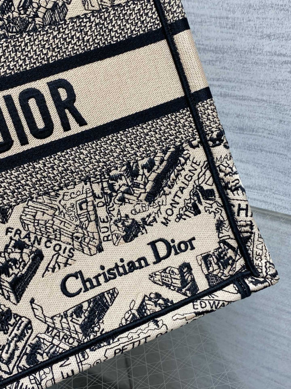 (image for) MEDIUM DIRO BOOK TOTE-36*18*28CM