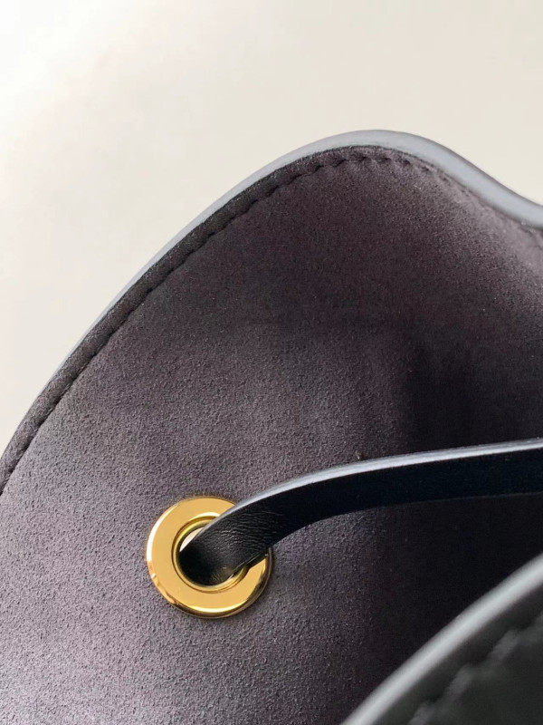 LOUIS VUITTON N?ONO? BB [M22598] CELINE CHANEL ACCESSORIES LOEWE SHOES LOUIS VUITTON DIRO YSL OTHER BRAND HANDBAGS BALENCIAGA BOTTEGA VENETA GOYARD HERMES BURBERRY VALENTINO GUCCI FENDI MIUMIU CHLOE PRADA BVLGARI SUITCASE NEW ARRIVAL 