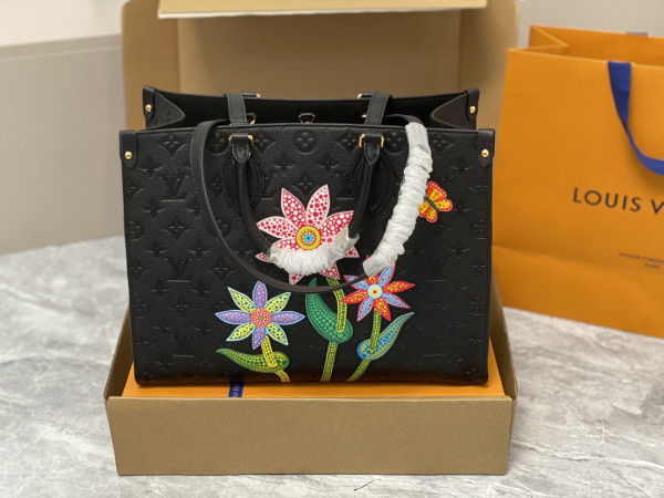 LOUIS VUITTON X YK ONTHEGO MM [m46416] CELINE CHANEL ACCESSORIES LOEWE SHOES LOUIS VUITTON DIRO YSL OTHER BRAND HANDBAGS BALENCIAGA BOTTEGA VENETA GOYARD HERMES BURBERRY VALENTINO GUCCI FENDI MIUMIU CHLOE PRADA BVLGARI SUITCASE NEW ARRIVAL 