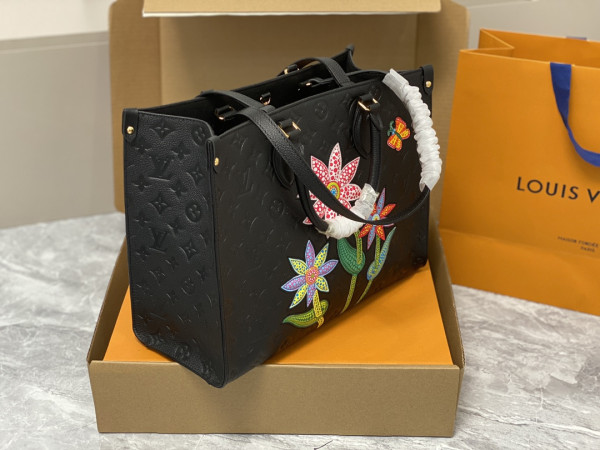 LOUIS VUITTON X YK ONTHEGO MM [m46416] CELINE CHANEL ACCESSORIES LOEWE SHOES LOUIS VUITTON DIRO YSL OTHER BRAND HANDBAGS BALENCIAGA BOTTEGA VENETA GOYARD HERMES BURBERRY VALENTINO GUCCI FENDI MIUMIU CHLOE PRADA BVLGARI SUITCASE NEW ARRIVAL 