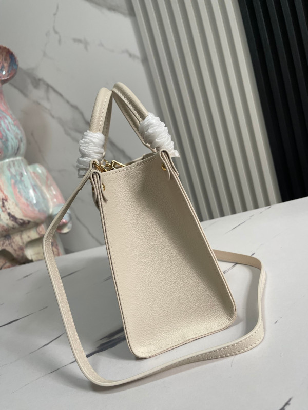 LOUIS VUITTON ONTHEGO PM [m46513] CELINE CHANEL ACCESSORIES LOEWE SHOES LOUIS VUITTON DIRO YSL OTHER BRAND HANDBAGS BALENCIAGA BOTTEGA VENETA GOYARD HERMES BURBERRY VALENTINO GUCCI FENDI MIUMIU CHLOE PRADA BVLGARI SUITCASE NEW ARRIVAL 