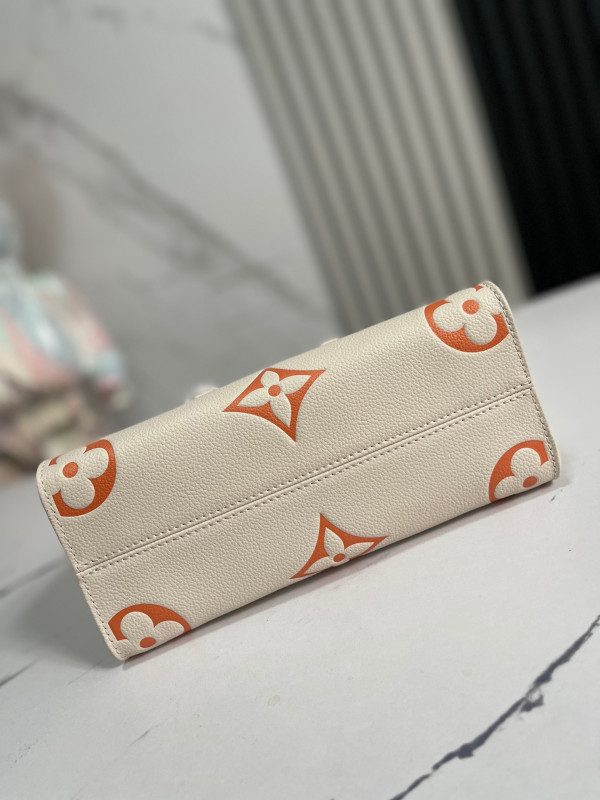 LOUIS VUITTON ONTHEGO PM [m46513] CELINE CHANEL ACCESSORIES LOEWE SHOES LOUIS VUITTON DIRO YSL OTHER BRAND HANDBAGS BALENCIAGA BOTTEGA VENETA GOYARD HERMES BURBERRY VALENTINO GUCCI FENDI MIUMIU CHLOE PRADA BVLGARI SUITCASE NEW ARRIVAL 