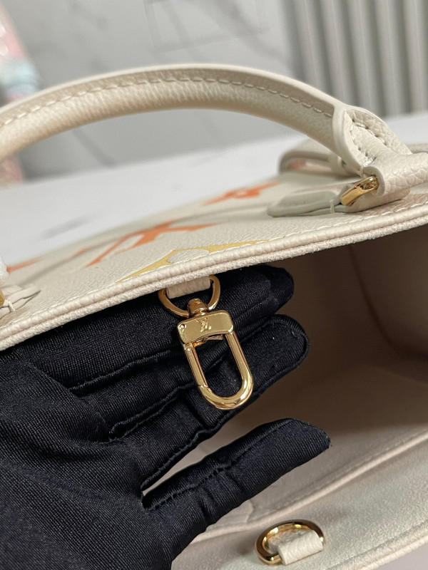 LOUIS VUITTON ONTHEGO PM [m46513] CELINE CHANEL ACCESSORIES LOEWE SHOES LOUIS VUITTON DIRO YSL OTHER BRAND HANDBAGS BALENCIAGA BOTTEGA VENETA GOYARD HERMES BURBERRY VALENTINO GUCCI FENDI MIUMIU CHLOE PRADA BVLGARI SUITCASE NEW ARRIVAL 