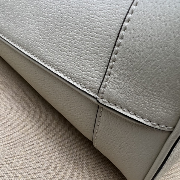 Gucci OPHIDIA MEDIUM TOTE BAG [C1M9N-084139] CELINE CHANEL ACCESSORIES LOEWE SHOES LOUIS VUITTON DIRO YSL OTHER BRAND HANDBAGS BALENCIAGA BOTTEGA VENETA GOYARD HERMES BURBERRY VALENTINO GUCCI FENDI MIUMIU CHLOE PRADA BVLGARI SUITCASE NEW ARRIVAL 