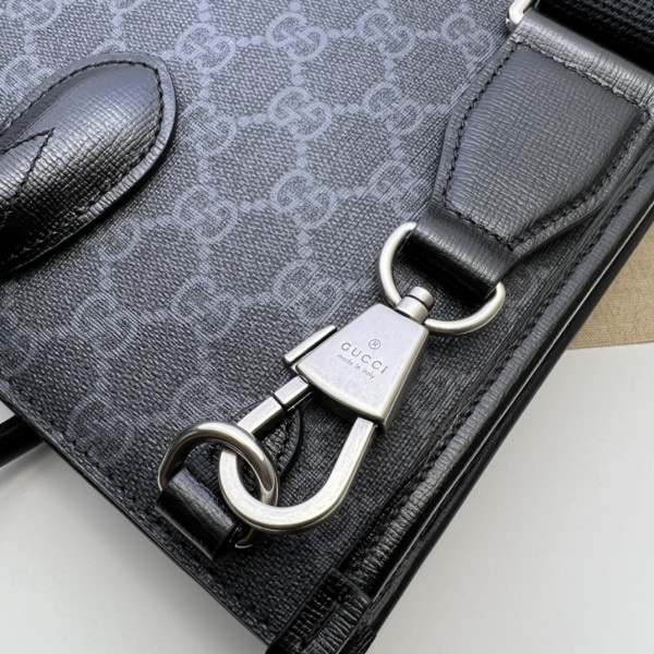 GUCCI Gucci GG Supreme Monogram Tote Bag [67415592THG] CELINE CHANEL ACCESSORIES LOEWE SHOES LOUIS VUITTON DIRO YSL OTHER BRAND HANDBAGS BALENCIAGA BOTTEGA VENETA GOYARD HERMES BURBERRY VALENTINO GUCCI FENDI MIUMIU CHLOE PRADA BVLGARI SUITCASE NEW ARRIVAL 