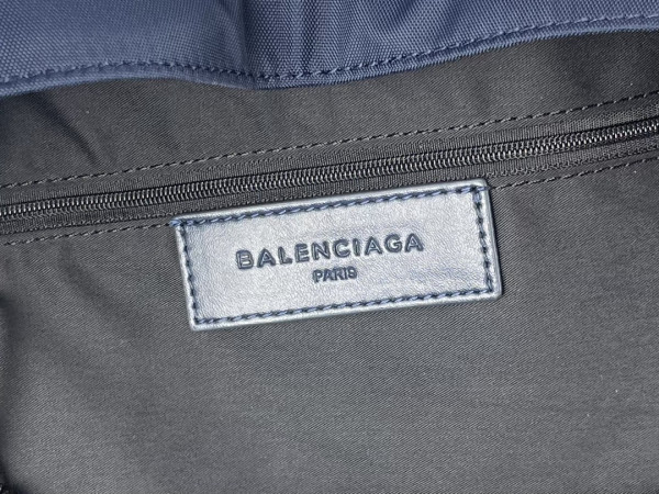 BALENCIAGA BACKPACK [C1M7I-061129] CELINE CHANEL ACCESSORIES LOEWE SHOES LOUIS VUITTON DIRO YSL OTHER BRAND HANDBAGS BALENCIAGA BOTTEGA VENETA GOYARD HERMES BURBERRY VALENTINO GUCCI FENDI MIUMIU CHLOE PRADA BVLGARI SUITCASE NEW ARRIVAL 