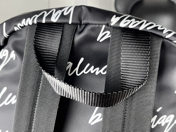 BALENCIAGA BACKPACK [C1M7I-061122] CELINE CHANEL ACCESSORIES LOEWE SHOES LOUIS VUITTON DIRO YSL OTHER BRAND HANDBAGS BALENCIAGA BOTTEGA VENETA GOYARD HERMES BURBERRY VALENTINO GUCCI FENDI MIUMIU CHLOE PRADA BVLGARI SUITCASE NEW ARRIVAL 