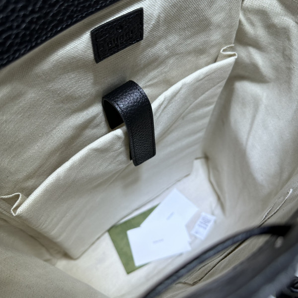 GUCCI JUMBO GG BACKPACK [625770克荔压G] CELINE CHANEL ACCESSORIES LOEWE SHOES LOUIS VUITTON DIRO YSL OTHER BRAND HANDBAGS BALENCIAGA BOTTEGA VENETA GOYARD HERMES BURBERRY VALENTINO GUCCI FENDI MIUMIU CHLOE PRADA BVLGARI SUITCASE NEW ARRIVAL 