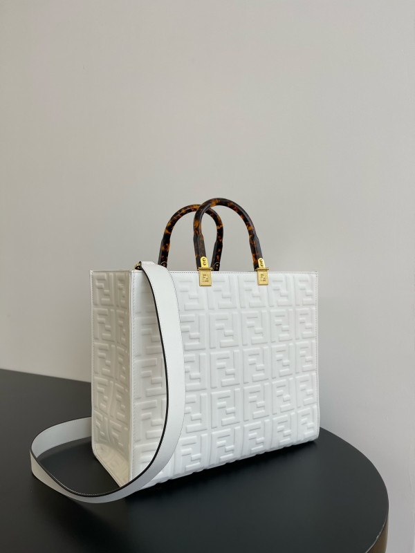 Fendi Sunshine Medium-35*17*31cm [C1M7G-032428] CELINE CHANEL ACCESSORIES LOEWE SHOES LOUIS VUITTON DIRO YSL OTHER BRAND HANDBAGS BALENCIAGA BOTTEGA VENETA GOYARD HERMES BURBERRY VALENTINO GUCCI FENDI MIUMIU CHLOE PRADA BVLGARI SUITCASE NEW ARRIVAL 