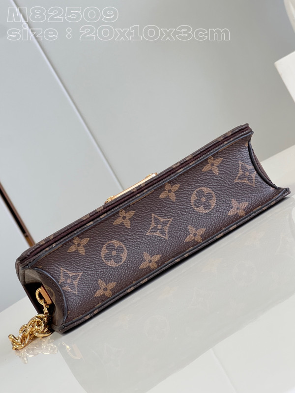 LOUIS VUITTON Wallet On Chain Lily [M82509] CELINE CHANEL ACCESSORIES LOEWE SHOES LOUIS VUITTON DIRO YSL OTHER BRAND HANDBAGS BALENCIAGA BOTTEGA VENETA GOYARD HERMES BURBERRY VALENTINO GUCCI FENDI MIUMIU CHLOE PRADA BVLGARI SUITCASE NEW ARRIVAL 