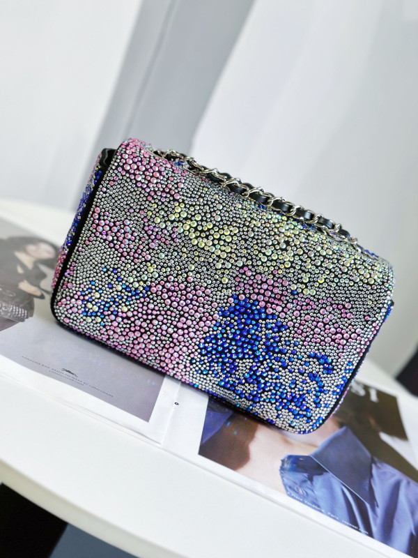 CL FLAP BAG 20CM [C1M6Z-070342] CELINE CHANEL ACCESSORIES LOEWE SHOES LOUIS VUITTON DIRO YSL OTHER BRAND HANDBAGS BALENCIAGA BOTTEGA VENETA GOYARD HERMES BURBERRY VALENTINO GUCCI FENDI MIUMIU CHLOE PRADA BVLGARI SUITCASE NEW ARRIVAL 