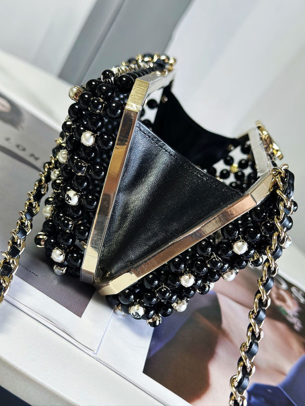 CL EVENING BAG [AS3771] CELINE CHANEL ACCESSORIES LOEWE SHOES LOUIS VUITTON DIRO YSL OTHER BRAND HANDBAGS BALENCIAGA BOTTEGA VENETA GOYARD HERMES BURBERRY VALENTINO GUCCI FENDI MIUMIU CHLOE PRADA BVLGARI SUITCASE NEW ARRIVAL 