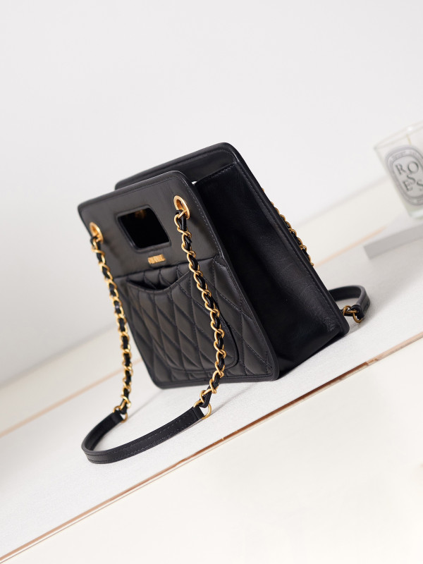 CL SMALL TOTE [AS4037] CELINE CHANEL ACCESSORIES LOEWE SHOES LOUIS VUITTON DIRO YSL OTHER BRAND HANDBAGS BALENCIAGA BOTTEGA VENETA GOYARD HERMES BURBERRY VALENTINO GUCCI FENDI MIUMIU CHLOE PRADA BVLGARI SUITCASE NEW ARRIVAL 