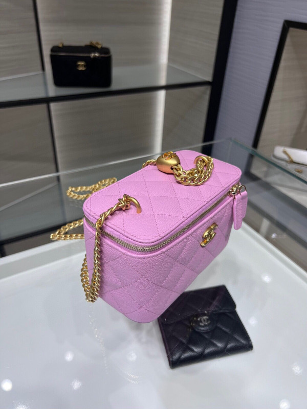CL SMALL VANITY WITH CLASSIC CHAIN [C1M6X-100551] CELINE CHANEL ACCESSORIES LOEWE SHOES LOUIS VUITTON DIRO YSL OTHER BRAND HANDBAGS BALENCIAGA BOTTEGA VENETA GOYARD HERMES BURBERRY VALENTINO GUCCI FENDI MIUMIU CHLOE PRADA BVLGARI SUITCASE NEW ARRIVAL 