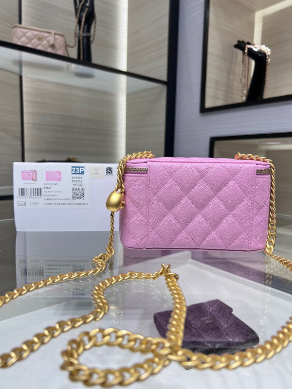 CL SMALL VANITY WITH CLASSIC CHAIN [C1M6X-100551] CELINE CHANEL ACCESSORIES LOEWE SHOES LOUIS VUITTON DIRO YSL OTHER BRAND HANDBAGS BALENCIAGA BOTTEGA VENETA GOYARD HERMES BURBERRY VALENTINO GUCCI FENDI MIUMIU CHLOE PRADA BVLGARI SUITCASE NEW ARRIVAL 