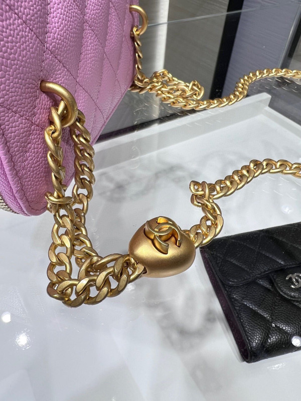 CL SMALL VANITY WITH CLASSIC CHAIN [C1M6X-100551] CELINE CHANEL ACCESSORIES LOEWE SHOES LOUIS VUITTON DIRO YSL OTHER BRAND HANDBAGS BALENCIAGA BOTTEGA VENETA GOYARD HERMES BURBERRY VALENTINO GUCCI FENDI MIUMIU CHLOE PRADA BVLGARI SUITCASE NEW ARRIVAL 
