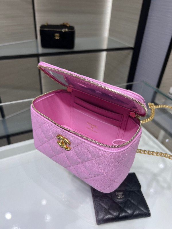 CL SMALL VANITY WITH CLASSIC CHAIN [C1M6X-100551] CELINE CHANEL ACCESSORIES LOEWE SHOES LOUIS VUITTON DIRO YSL OTHER BRAND HANDBAGS BALENCIAGA BOTTEGA VENETA GOYARD HERMES BURBERRY VALENTINO GUCCI FENDI MIUMIU CHLOE PRADA BVLGARI SUITCASE NEW ARRIVAL 