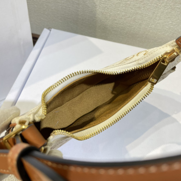 CELIN* MINI AVA BAG [C1M4M-080539] CELINE CHANEL ACCESSORIES LOEWE SHOES LOUIS VUITTON DIRO YSL OTHER BRAND HANDBAGS BALENCIAGA BOTTEGA VENETA GOYARD HERMES BURBERRY VALENTINO GUCCI FENDI MIUMIU CHLOE PRADA BVLGARI SUITCASE NEW ARRIVAL 