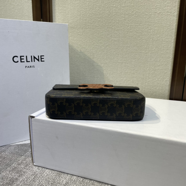 CELIN* CHAIN SHOULDER BAG TRIOMPHE [C1M4M-070737] CELINE CHANEL ACCESSORIES LOEWE SHOES LOUIS VUITTON DIRO YSL OTHER BRAND HANDBAGS BALENCIAGA BOTTEGA VENETA GOYARD HERMES BURBERRY VALENTINO GUCCI FENDI MIUMIU CHLOE PRADA BVLGARI SUITCASE NEW ARRIVAL 
