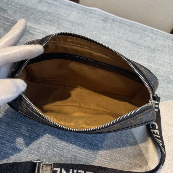 CELIN* MESSENGER BAG [C1M4M-062129] CELINE CHANEL ACCESSORIES LOEWE SHOES LOUIS VUITTON DIRO YSL OTHER BRAND HANDBAGS BALENCIAGA BOTTEGA VENETA GOYARD HERMES BURBERRY VALENTINO GUCCI FENDI MIUMIU CHLOE PRADA BVLGARI SUITCASE NEW ARRIVAL 