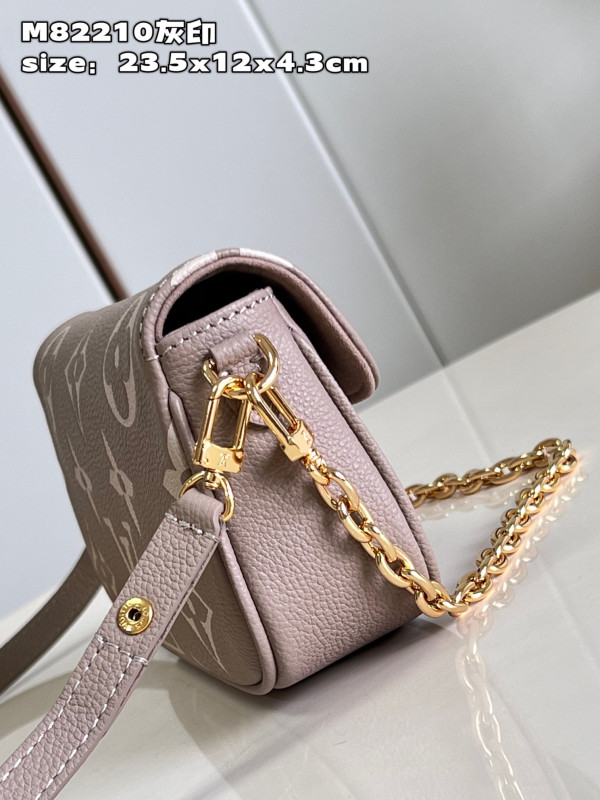 LOUIS VUITTON Wallet on Chain Ivy [M82210-1] CELINE CHANEL ACCESSORIES LOEWE SHOES LOUIS VUITTON DIRO YSL OTHER BRAND HANDBAGS BALENCIAGA BOTTEGA VENETA GOYARD HERMES BURBERRY VALENTINO GUCCI FENDI MIUMIU CHLOE PRADA BVLGARI SUITCASE NEW ARRIVAL 