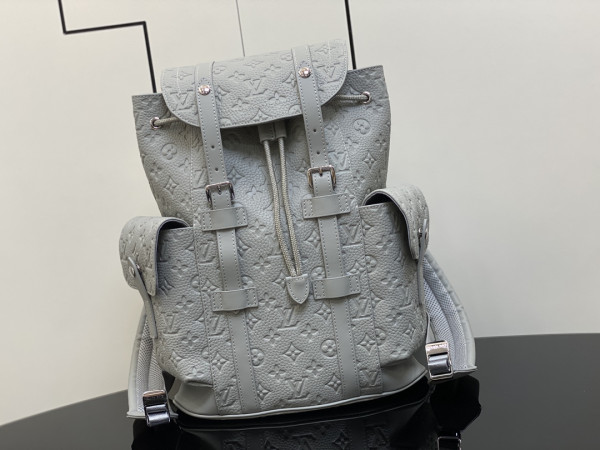 LOUIS VUITTON CHRISTOPHER PM [C1M6Q-080804] CELINE CHANEL ACCESSORIES LOEWE SHOES LOUIS VUITTON DIRO YSL OTHER BRAND HANDBAGS BALENCIAGA BOTTEGA VENETA GOYARD HERMES BURBERRY VALENTINO GUCCI FENDI MIUMIU CHLOE PRADA BVLGARI SUITCASE NEW ARRIVAL 