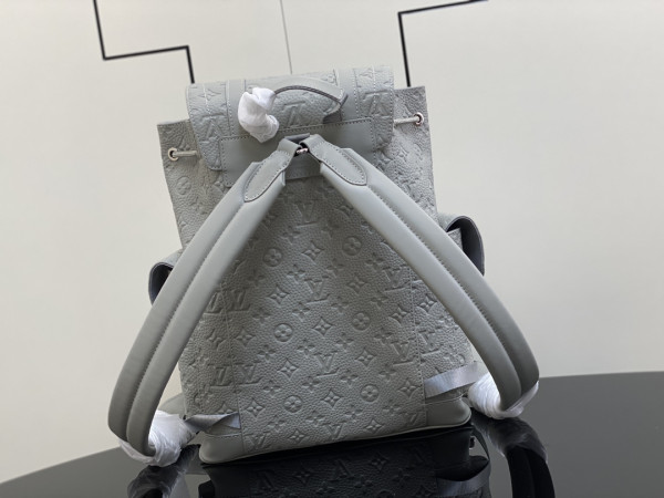 LOUIS VUITTON CHRISTOPHER PM [C1M6Q-080804] CELINE CHANEL ACCESSORIES LOEWE SHOES LOUIS VUITTON DIRO YSL OTHER BRAND HANDBAGS BALENCIAGA BOTTEGA VENETA GOYARD HERMES BURBERRY VALENTINO GUCCI FENDI MIUMIU CHLOE PRADA BVLGARI SUITCASE NEW ARRIVAL 